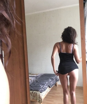 Опыт, страсть и нежность - вот что я готова предложить тебе. 💋
🔥 Разнообразие моих услуг порадует самого взыскательного мужчину. Я окунусь в твои сокровенные фантазии и помогу их осуществить. Ласки, эротический массаж, ролевые игры - ты выбираешь, а я исполню.
💖 В моей компании ты можешь расслабиться и погрузиться в мир наслаждения. Высокий уровень сервиса и дискретность обеспечены.
📸 На фото я, никакого фотошопа. Ты можешь убедиться в моей красоте и сексуальности самостоятельно.
🔝 Сразу после встречи со мной, ты останешься доволен, и это подтвердят мои отзывы.
🌇 Живу в Москве, поэтому у нас будет возможность встретиться где-нибудь в этом чудесном городе. Москва всегда полна возможностей, и я готова стать твоей проводницей в мире наслаждения и страсти.
💬 Не теряй время и свяжись со мной сейчас. Я жду, чтобы сделать наши фантазии реальностью. Ульяна